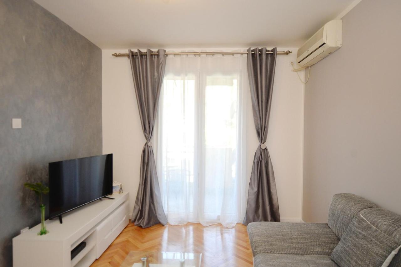 Unico Apartman Kotor Exterior photo