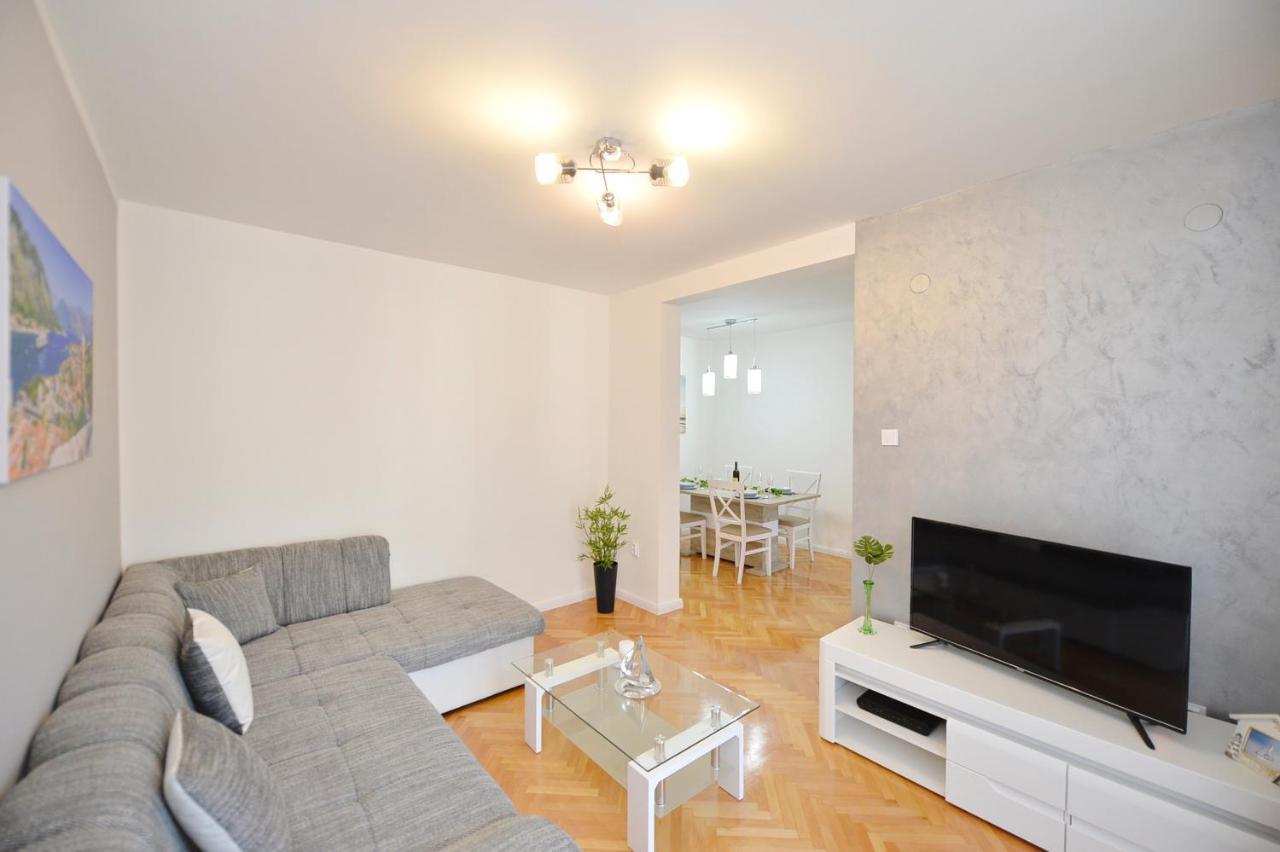 Unico Apartman Kotor Exterior photo